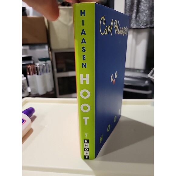 HOOT Carl Hiaasen 2002 Hardcover (1st Edition) Great for Collector - Picture 5 of 12